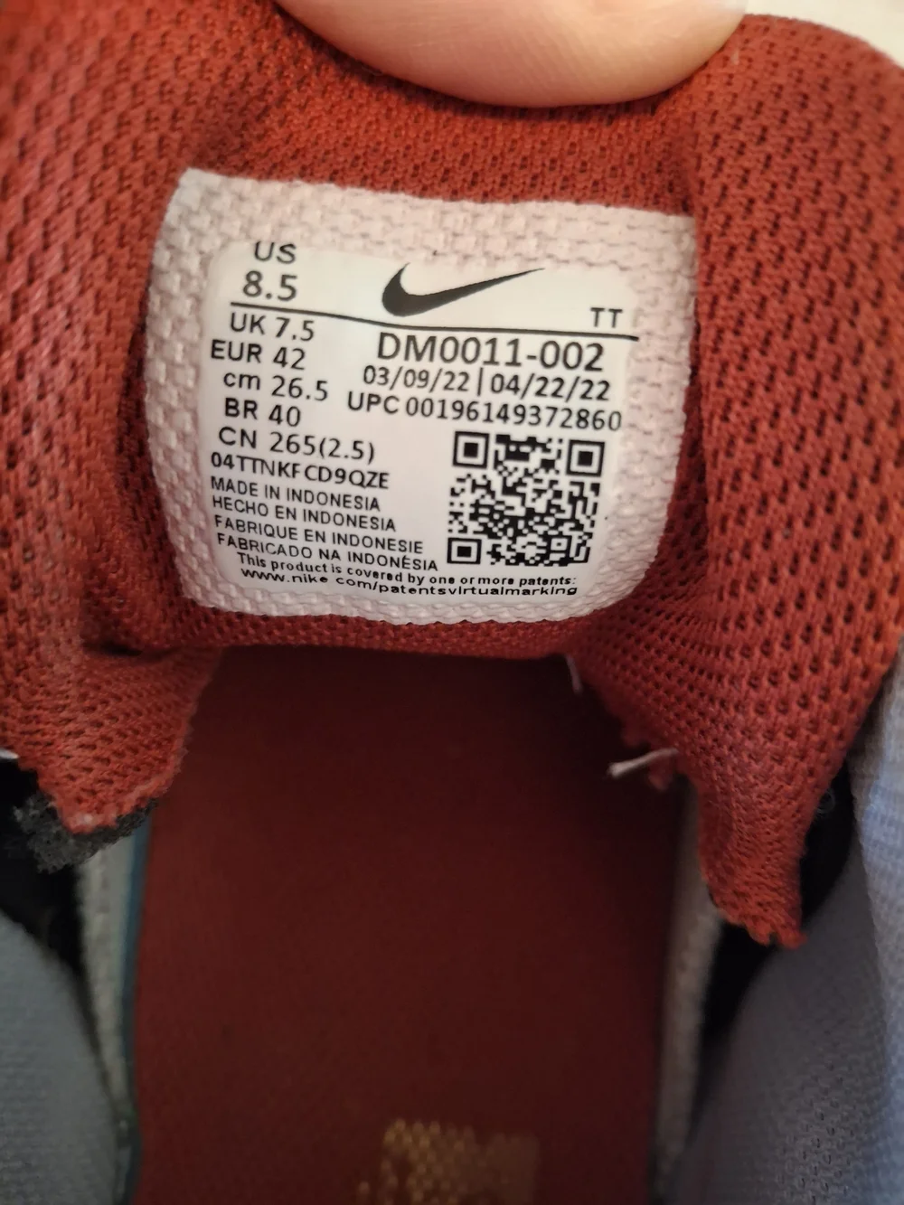 Nike classic running